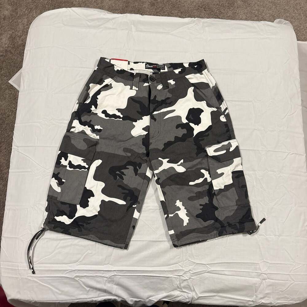NWT PJ Mark Athletic Urban Camo Cargo Shorts Size 34